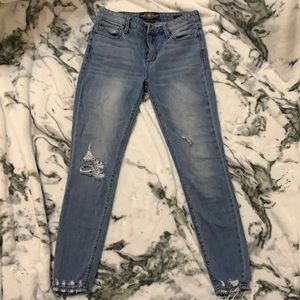 -SOLD- Lucky Brand Jeans